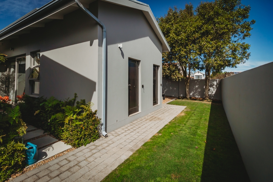 3 Bedroom Property for Sale in Earls Court Lifestyle Estate Western Cape